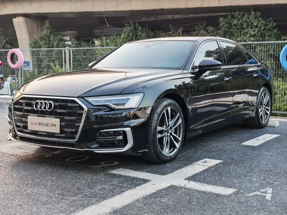 Audi A6L Model Year Facelift 40 TFSI Luxury Sport 2025