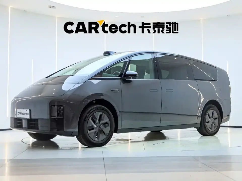 Li Auto MEGA Ultra 2024