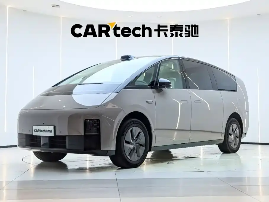 Li Auto MEGA Ultra 2024