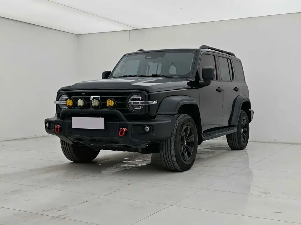 Tank 300 Model 2.0T Challenger 2025