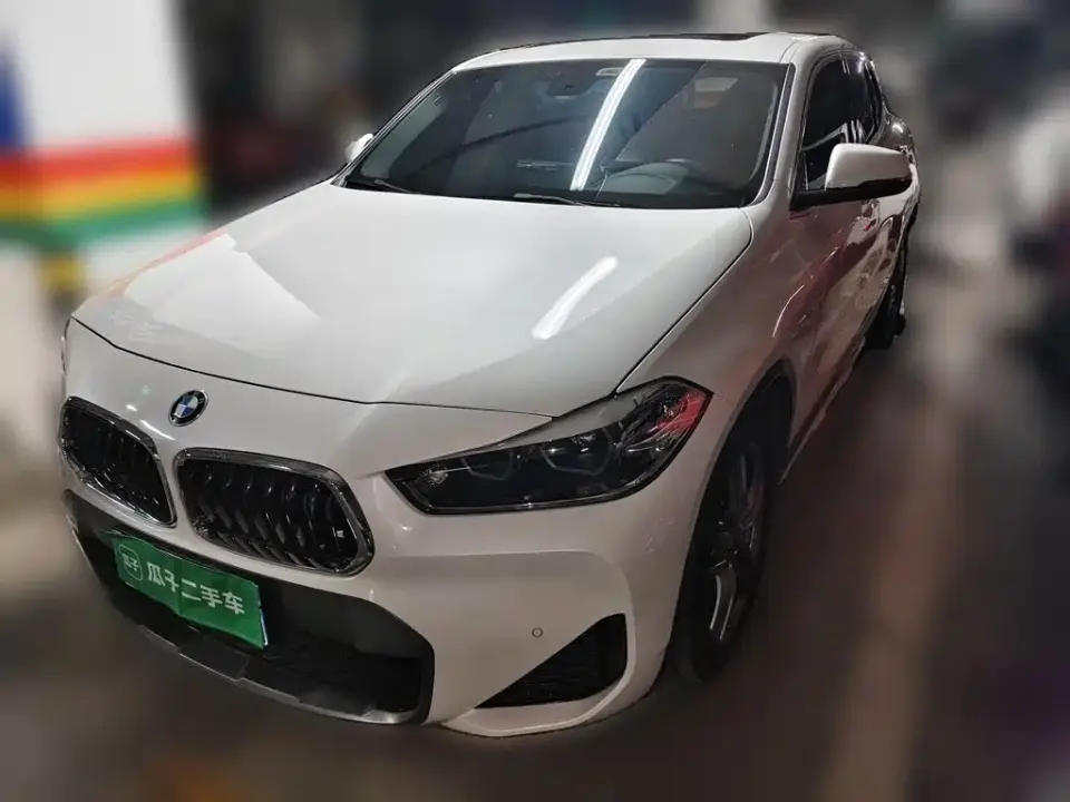 BMW X2 sDrive25i Leading M Off-Road Package 2021
