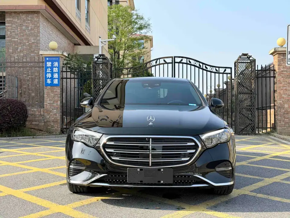 Mercedes-Benz E-Class E 300 L Luxury 2026