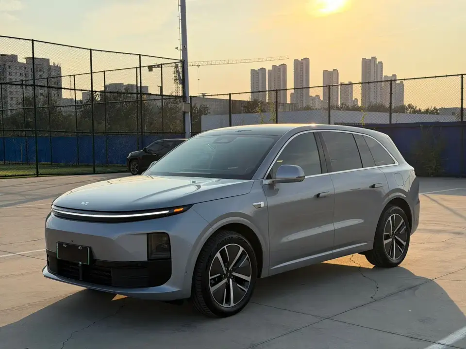 Li Auto L6 Pro 2024