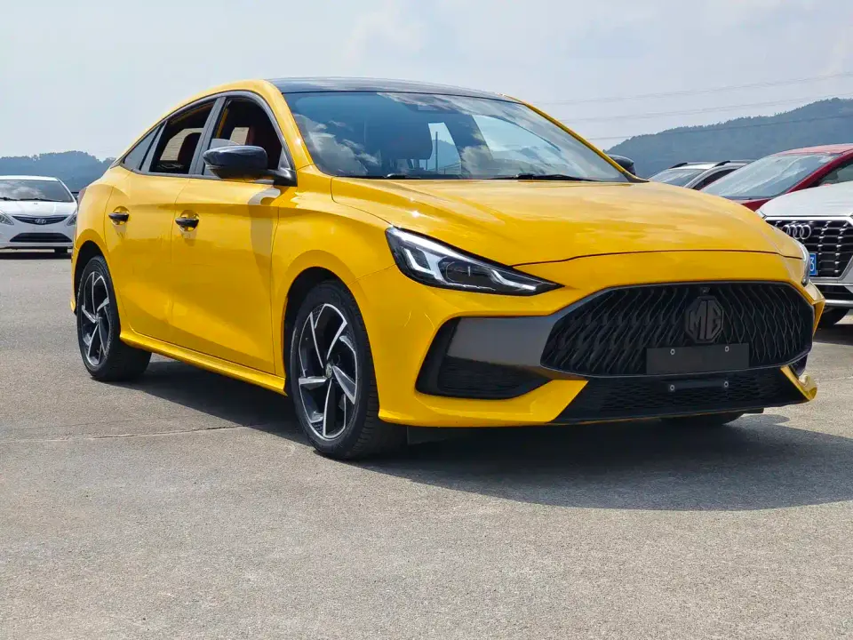 MG MG5 Model 300TGI DCT Youth Luxury Flagship 2021