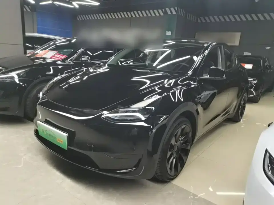 Tesla Model Y Facelift Rear-Wheel Drive Version 2023