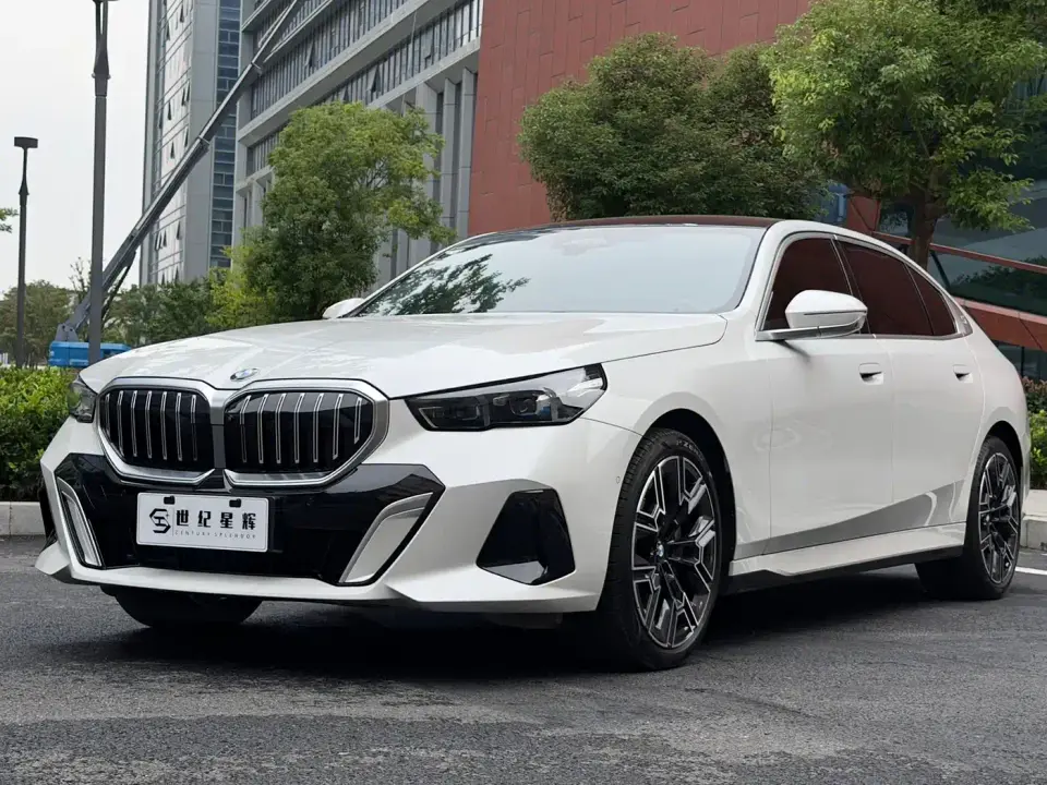 BMW 5 Series 530Li Premium M Sport Package 2025