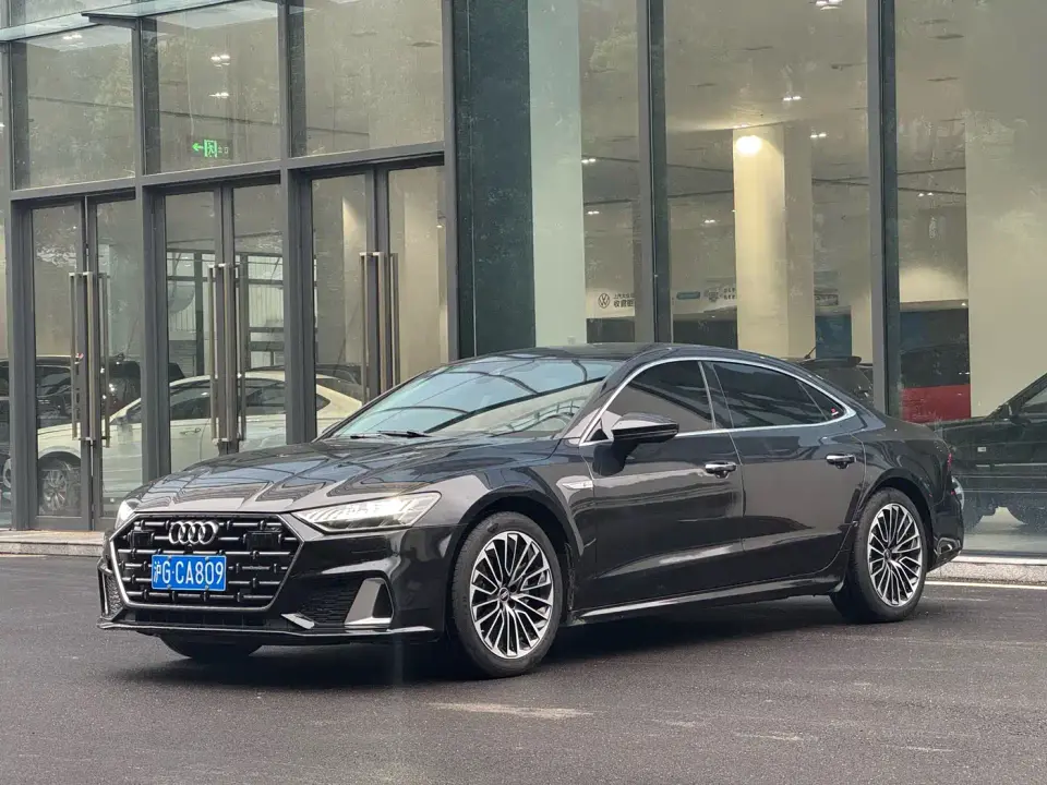 Audi A7L 45 TFSI Luxury 2024