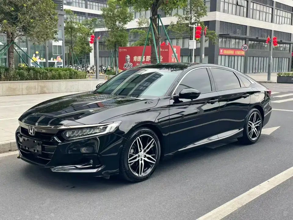 Honda Accord 260TURBO Phantom Night Premium 2023