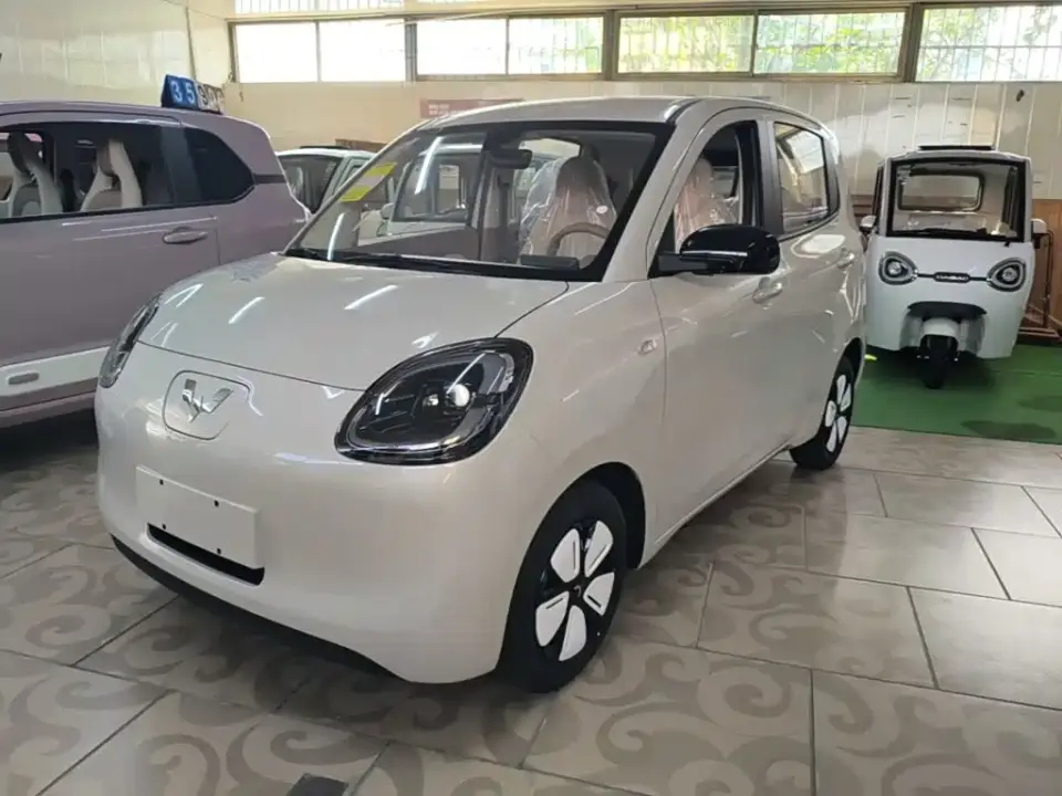 Wuling Motors Hongguang MINIEV 4-Door Advanced 2026