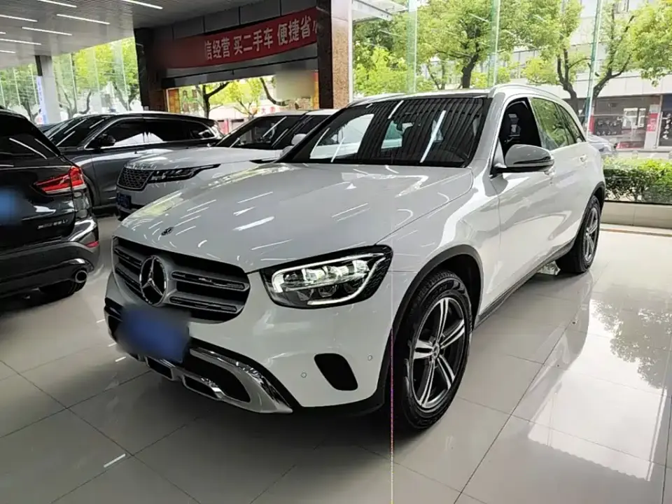 Mercedes-Benz GLC-Class Model GLC 260 L 4MATIC Dynamic Edition 2022