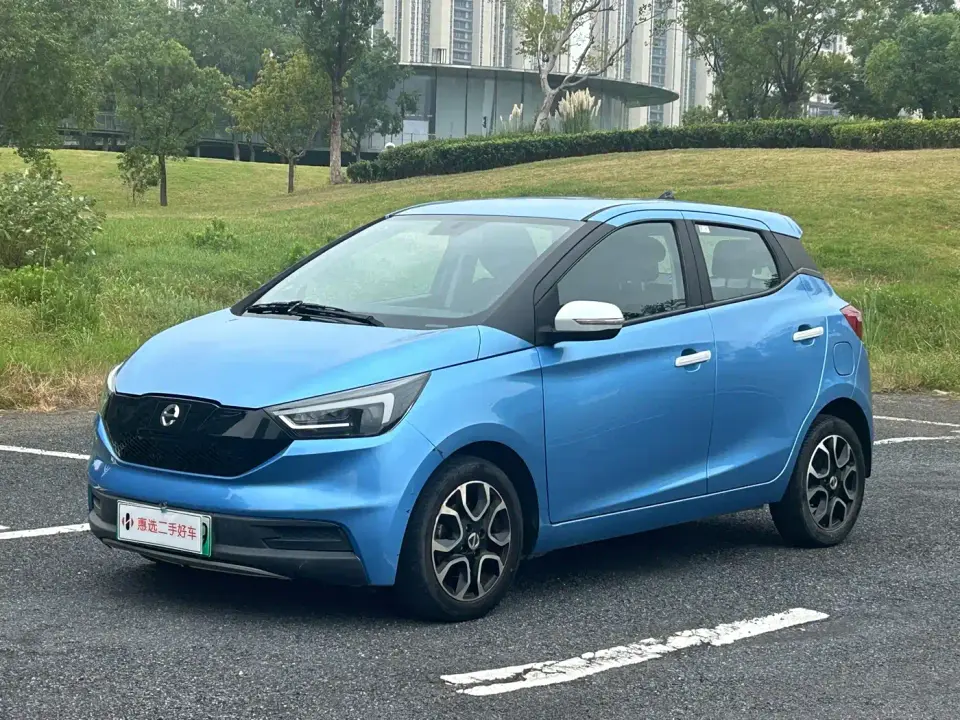 JMCG New Energy Yizhi EV3 Mini Radar Cool Run Edition 2023