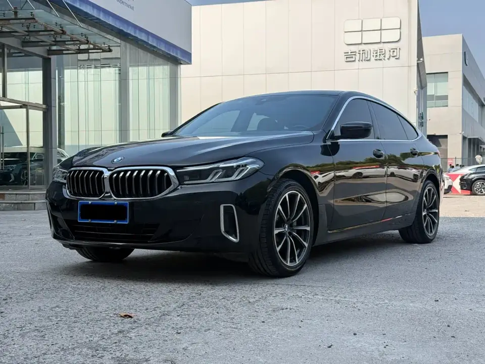 BMW 6 Series GT 630i Luxury Design Package 2022