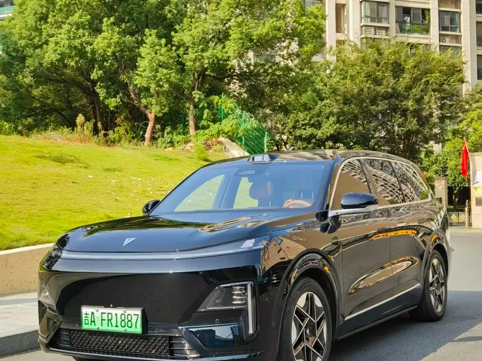 Deepal Deep Blue S09 AWD Ultra+ Haute Couture Edition 2025