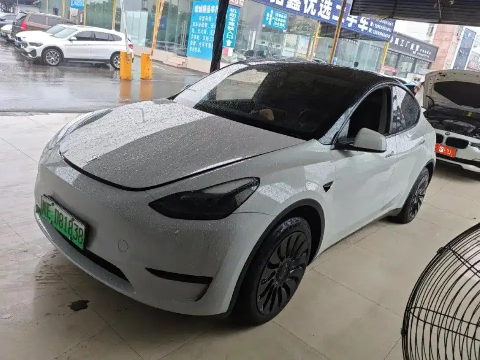 Tesla Model Y Rear-Wheel Drive Edition 2023