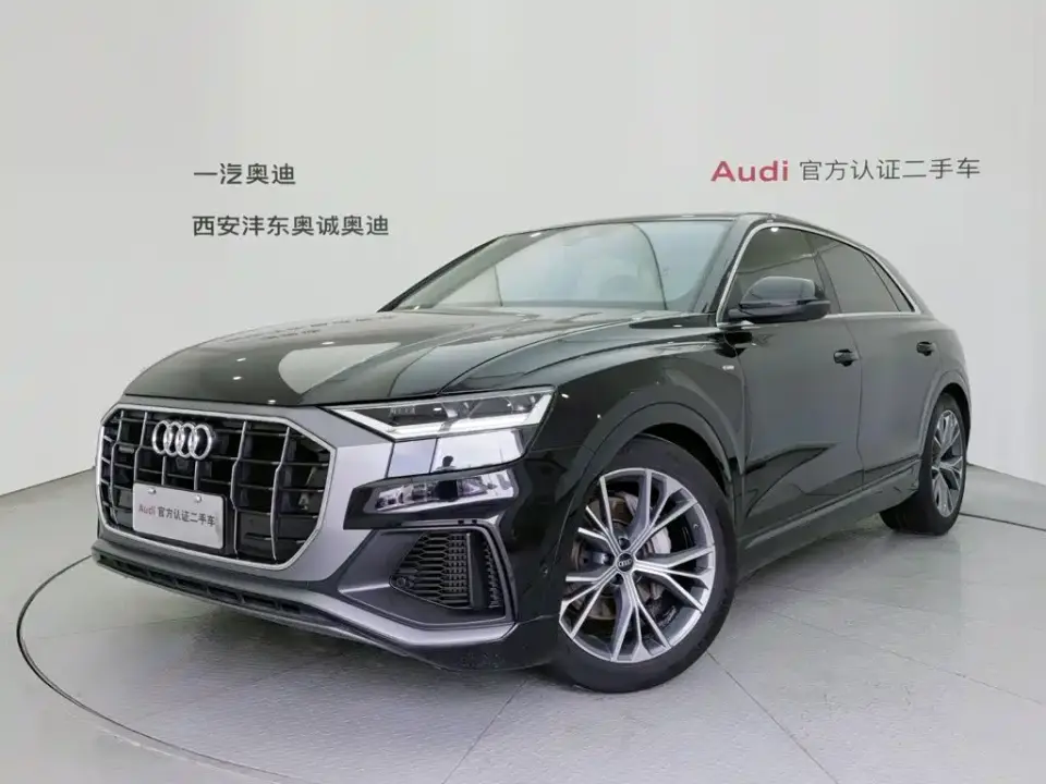 Audi Q8 Model 55 TFSI Luxury Dynamic 2021