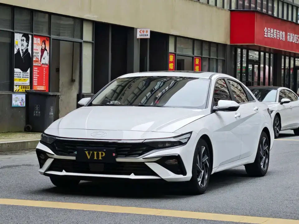 Hyundai Elantra 1.5L CVT GLX Elite Edition 2025