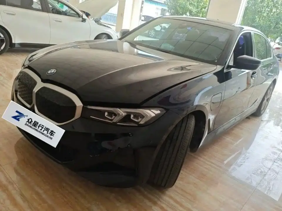 BMW i3 eDrive 35 L 2025