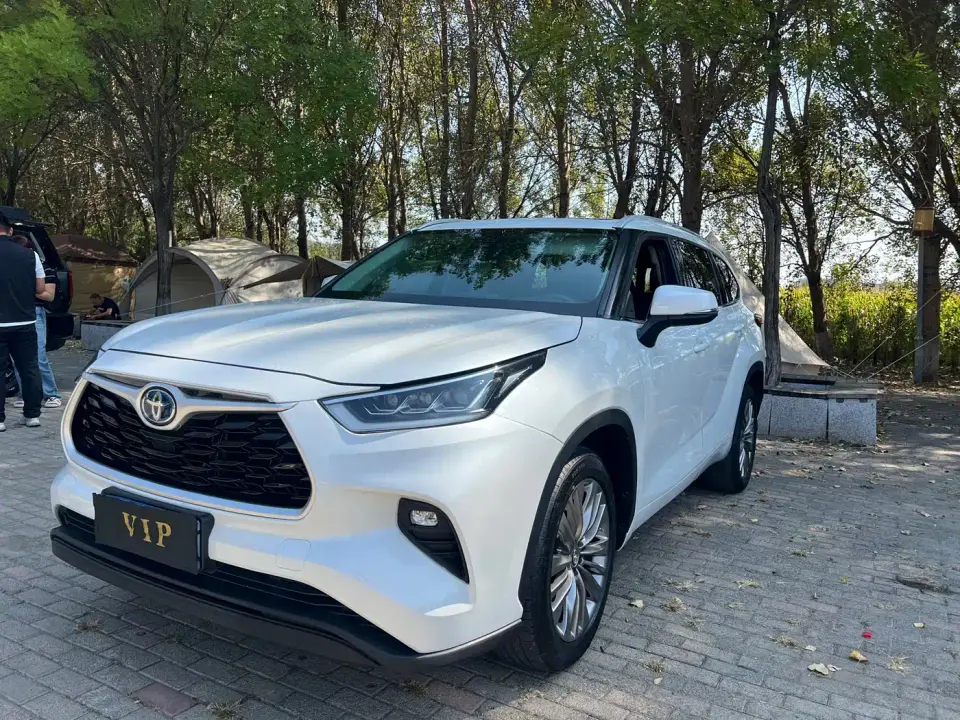 Toyota Highlander 2.5L Smart Hybrid Dual Engine AWD Premium 7-Seater 2023