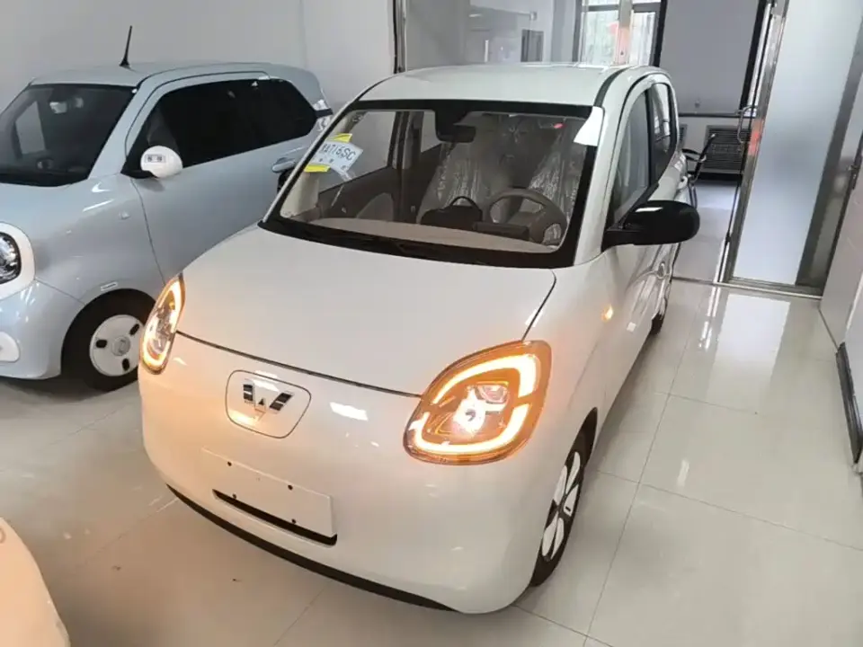 Wuling Motors Hongguang MINIEV 4-Door Advanced 2026
