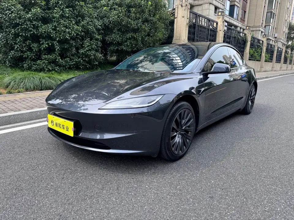 Tesla Model 3 Rear-Wheel Drive 2024