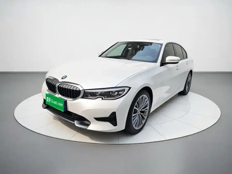 BMW 3 Series 320i Sport Package 2020
