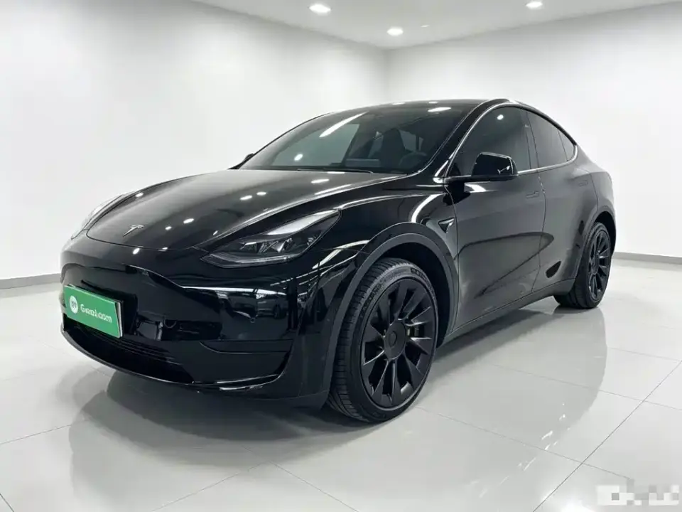 Tesla Model Y Facelift Rear-Wheel Drive Version 2023