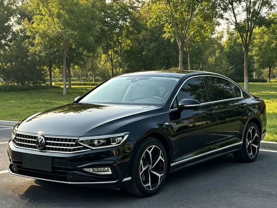 Volkswagen Magotan Model 2 Million Commemorative Edition 330TSI DSG Luxury 2023
