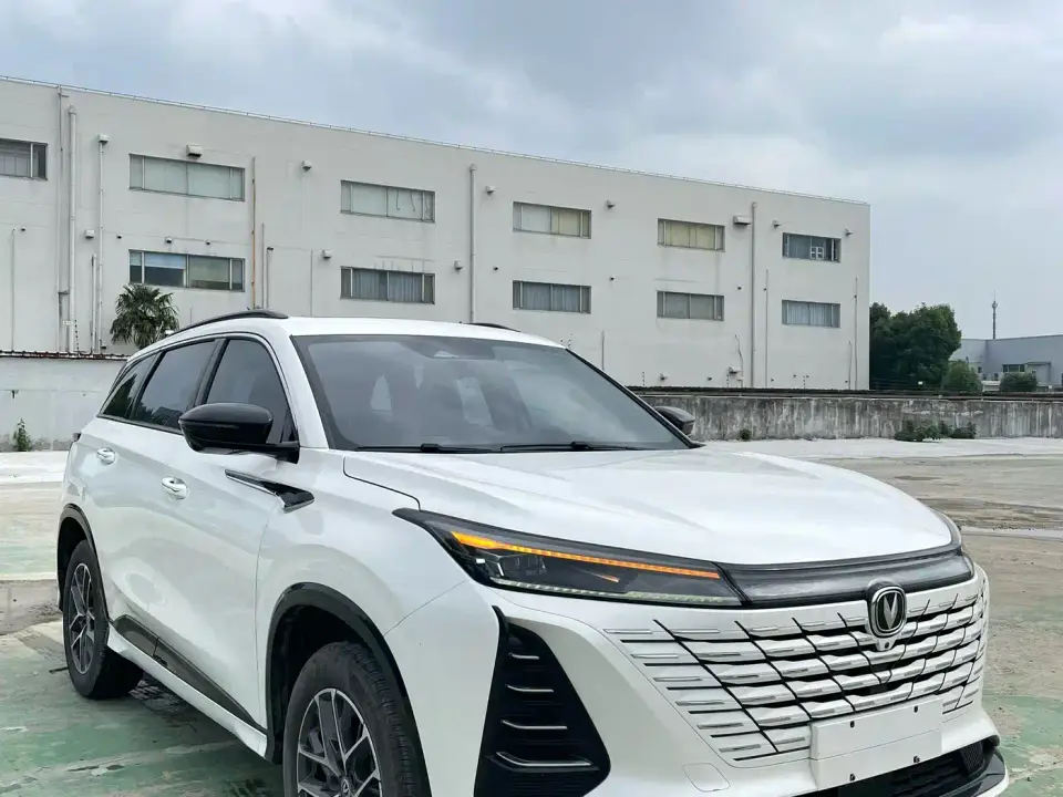 Changan CS75 PLUS 3rd Generation Champion Edition 1.5T Smart Drive Leader 2024