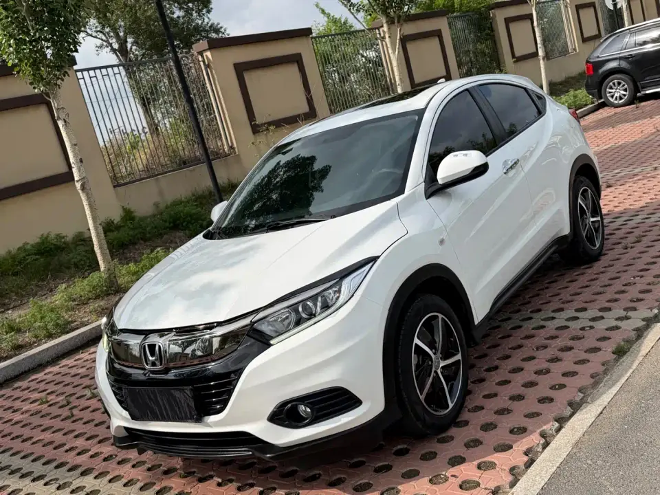 Honda Vezel 1.5L CVT Phantom Night Pioneer Edition 2022
