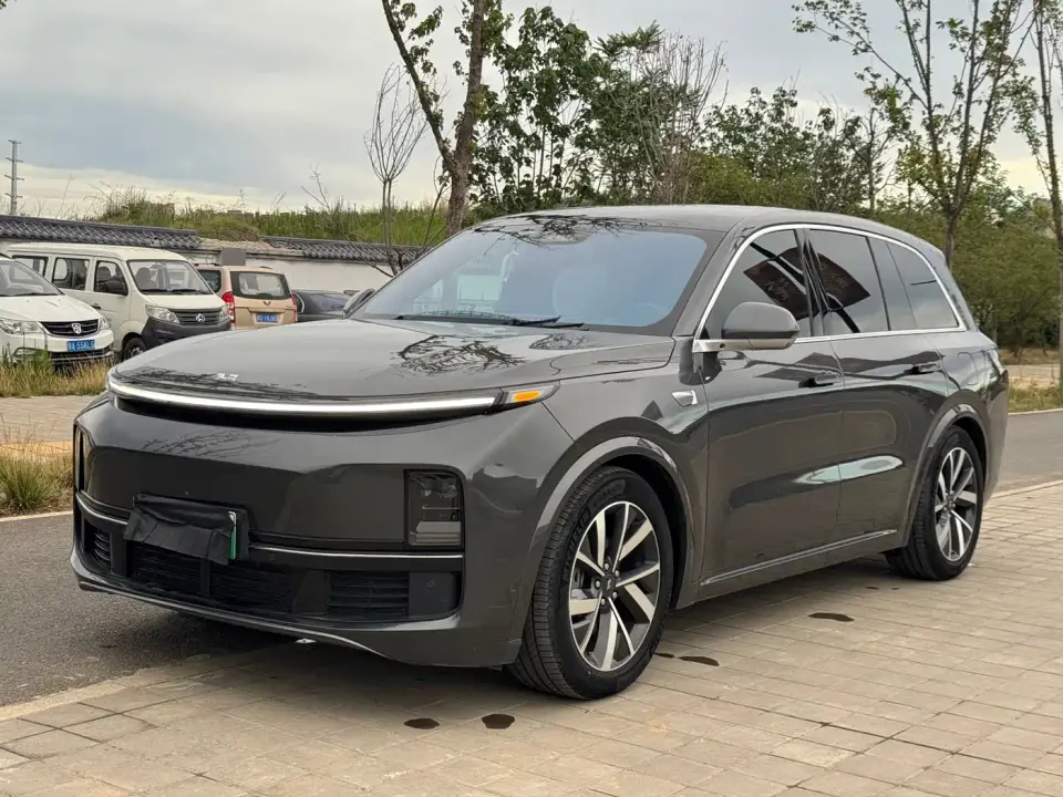 Li Auto Li L8 Pro 2023
