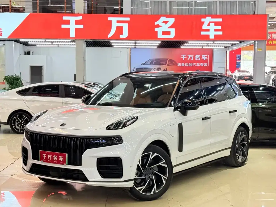 Lynk & Co 09 EM-P 2.0T PHEV Halo 6-seater 2022