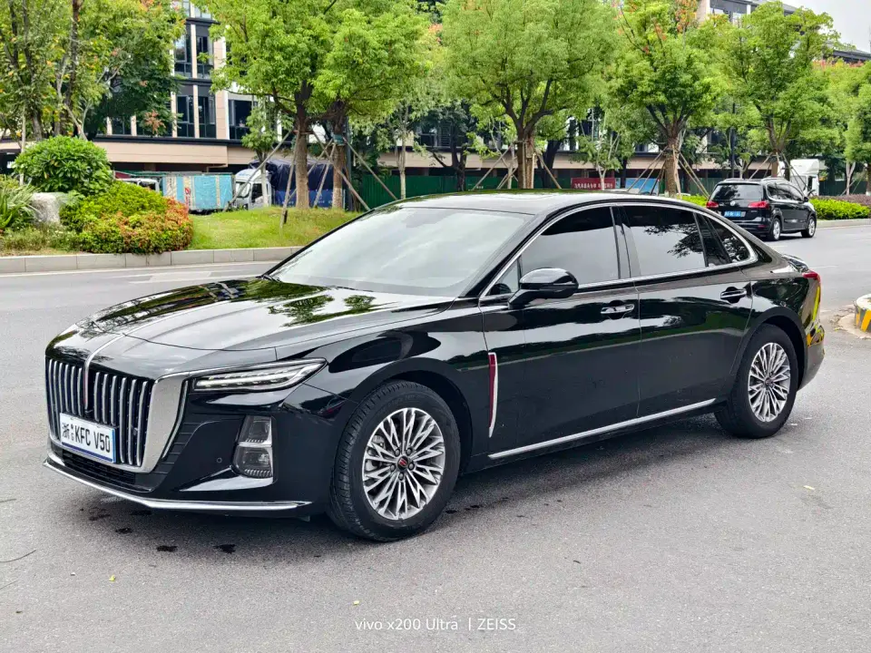Hongqi H5 1.5T DCT Smart Connect Flag Rhythm Edition 2023