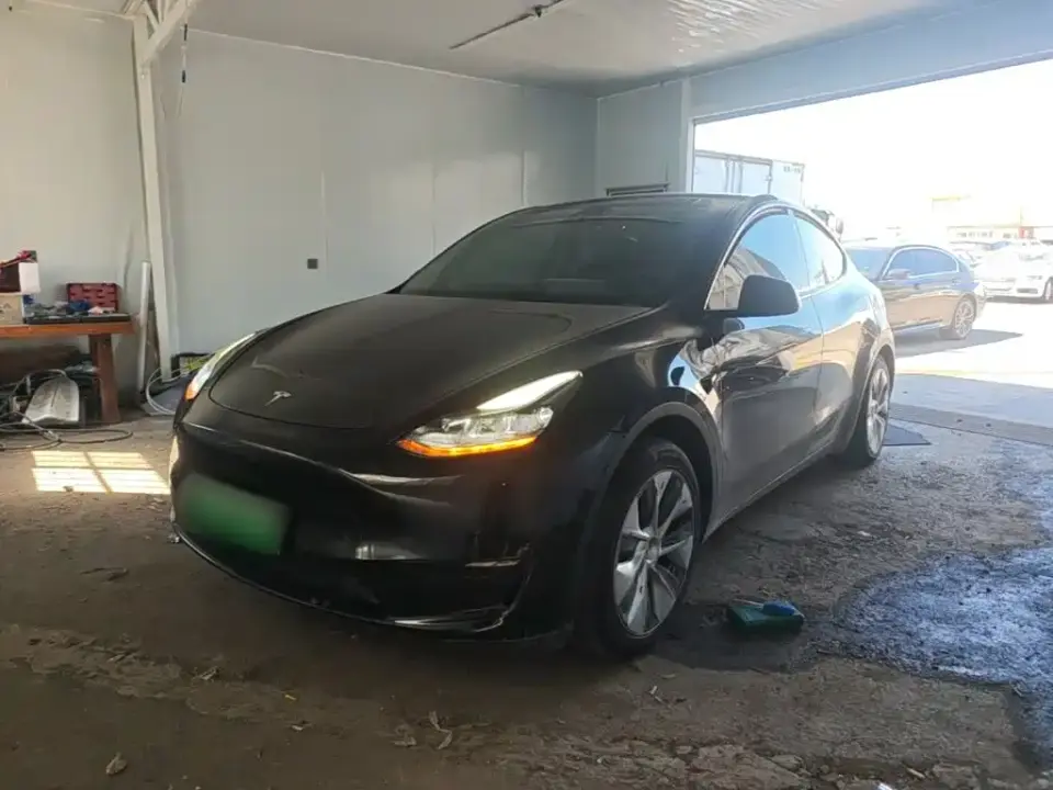 Tesla Model Y Facelift Rear-Wheel Drive Version 2022