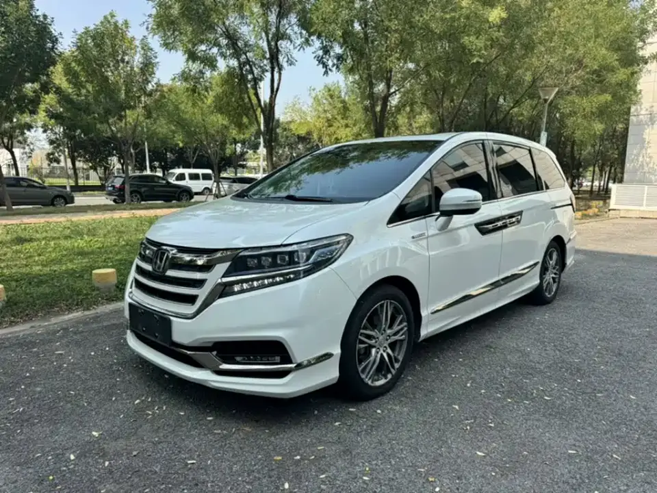 Honda Elysion 2.0L Hybrid Luxury Edition 2021