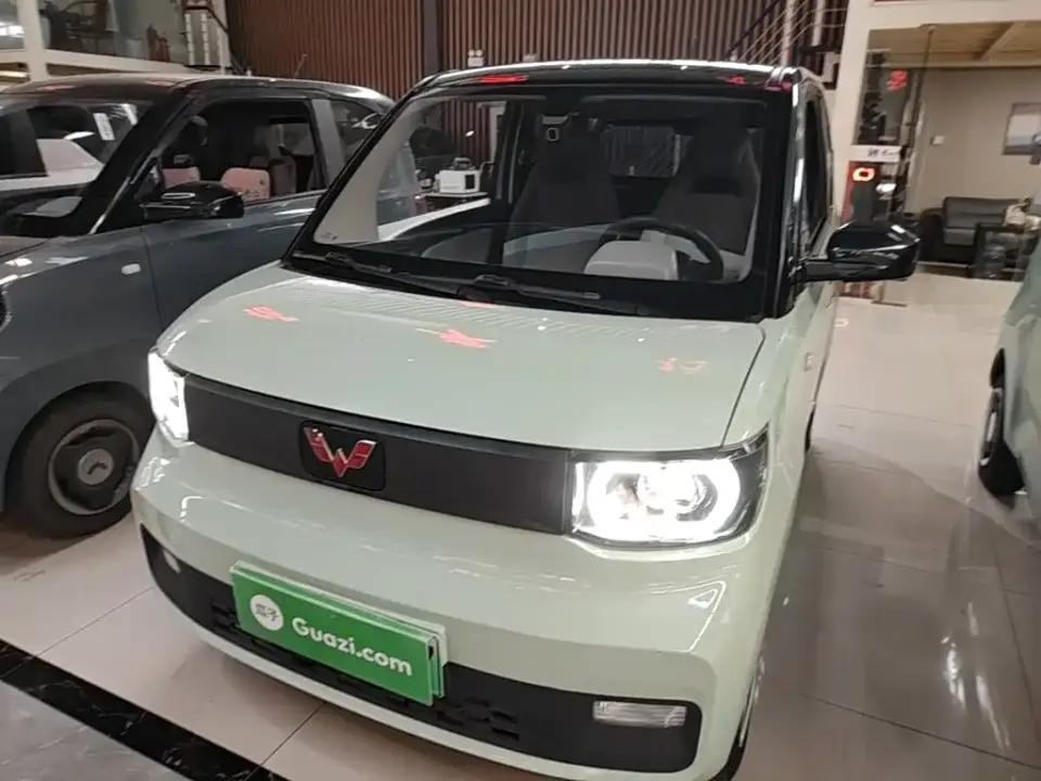 Wuling Motors Hongguang MINIEV Macaron Premium Edition LFP 2022