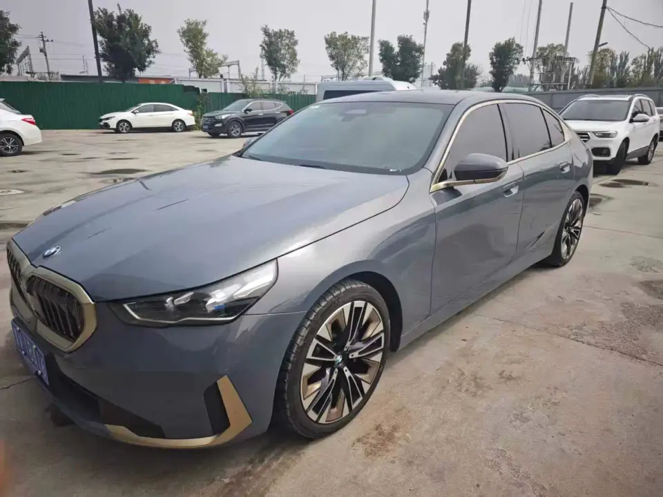BMW 5 Series 530Li Premium Luxury Package 2024