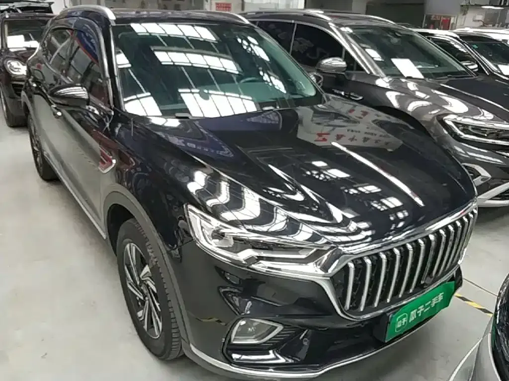 Hongqi HS5 Facelift 2.0T Smart Flag Enjoyment Edition 2022 — фото 3