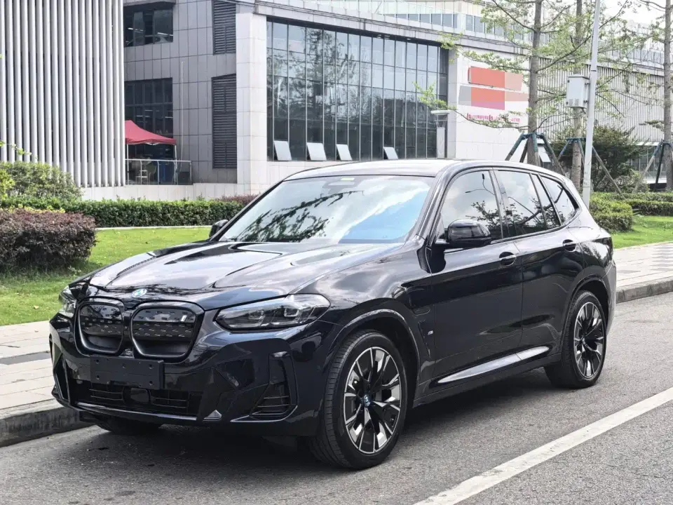 BMW iX3 Innovation Leader 2024