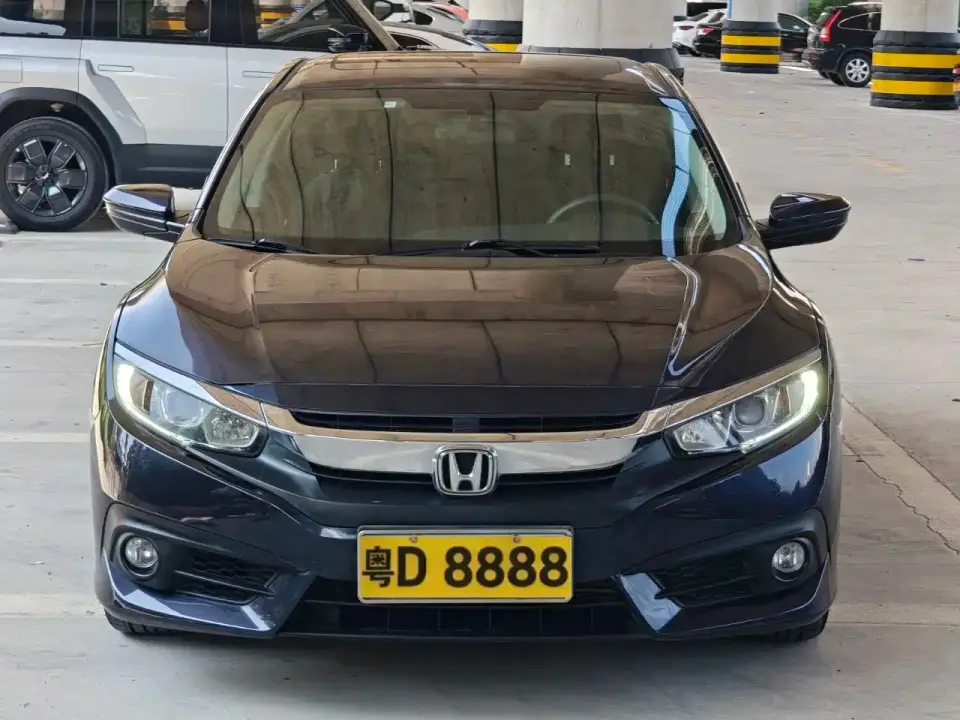 Honda Civic 220TURBO CVT Luxury Edition 2019