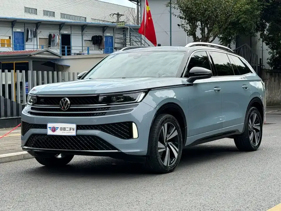 Volkswagen Talagon 380TSI 4WD R-Line Touring Edition 2023