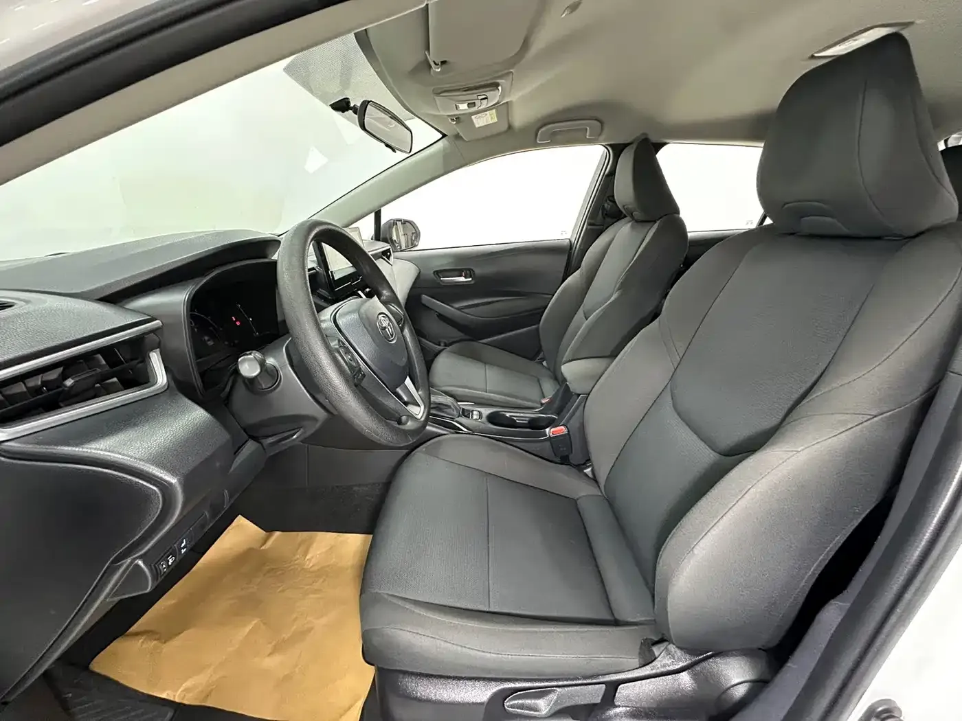 Toyota Levin TNGA 1.5L CVT Progressive 2023 — фото 9