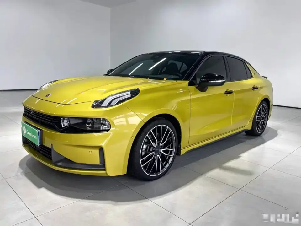 Lynk & Co 03 03+ 2.0TD Auto Wind Rider Edition 2021