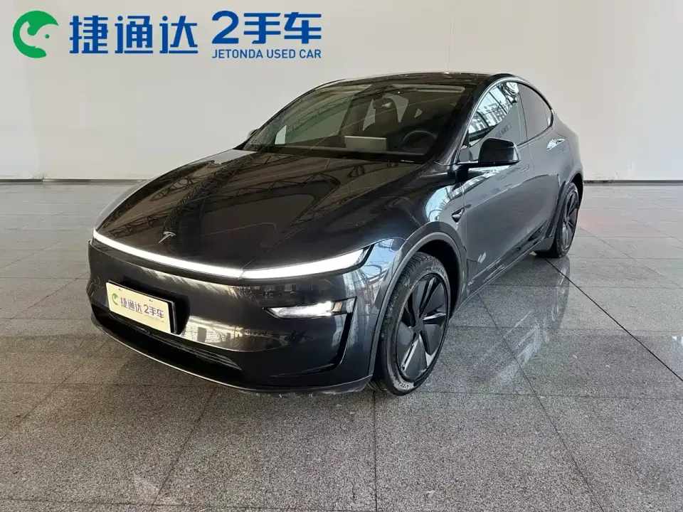 Tesla Model Y Rear-Wheel Drive 2025