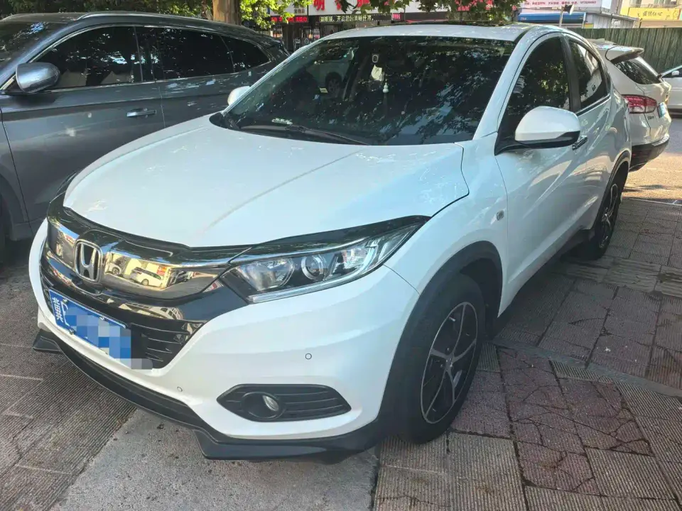Honda Vezel 1.5L CVT Phantom Night Pioneer Edition 2022