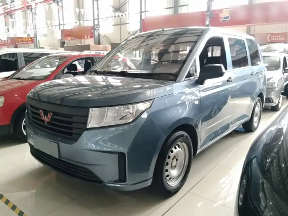 Wuling Motors Wuling Hongguang PLUS 1.5L Manual Standard 7-seater 2022