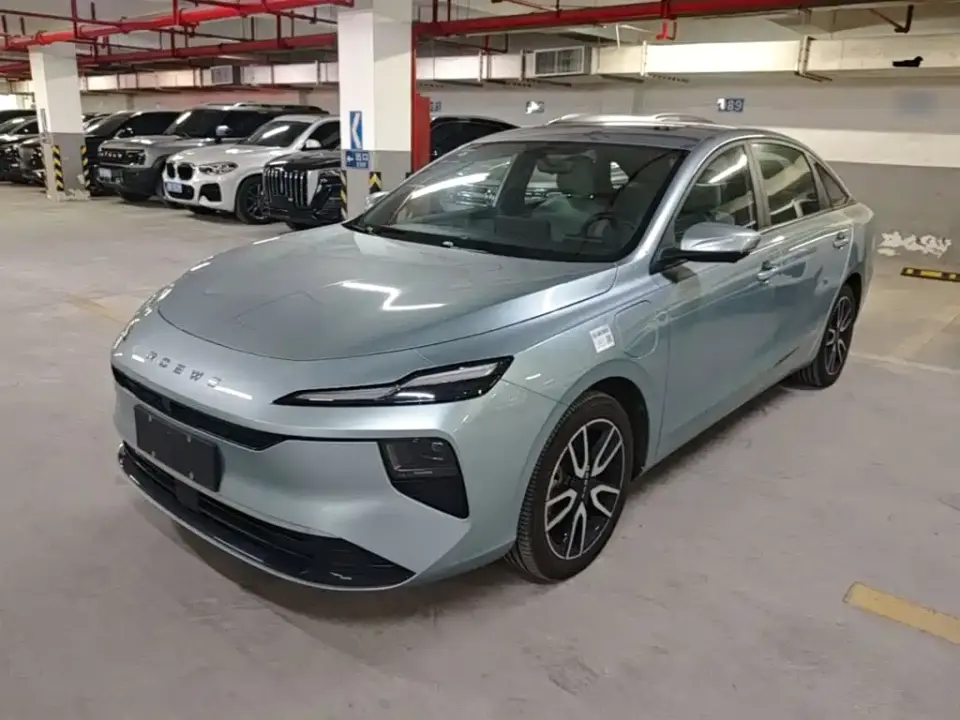 Roewe D6 450km Premium Edition 2025