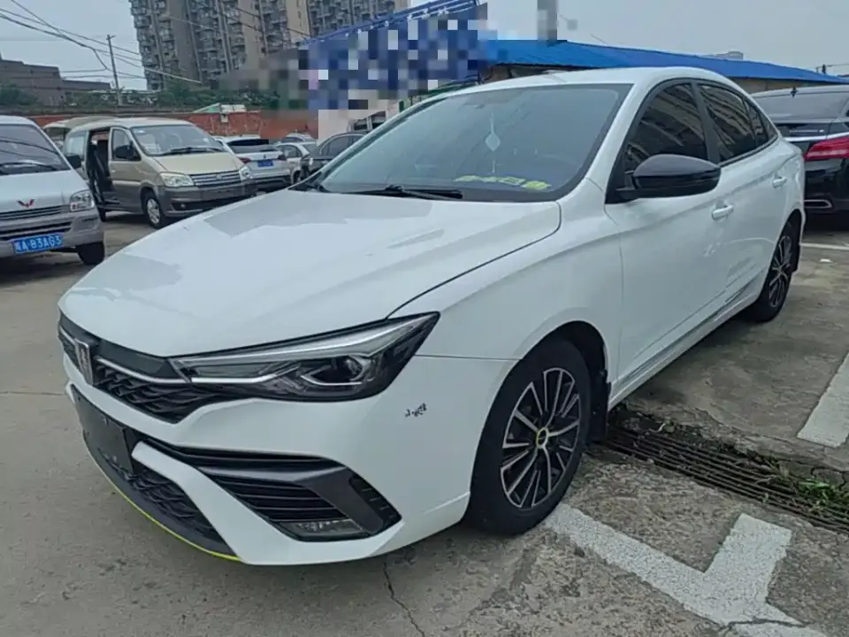 Roewe i5 1.5L CVT Platinum Edition 2023