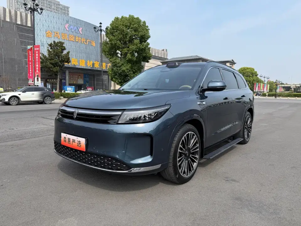 AITO Wenjie AITO M7 1.5T Smart Drive 4WD Ultra 5-seater 2024