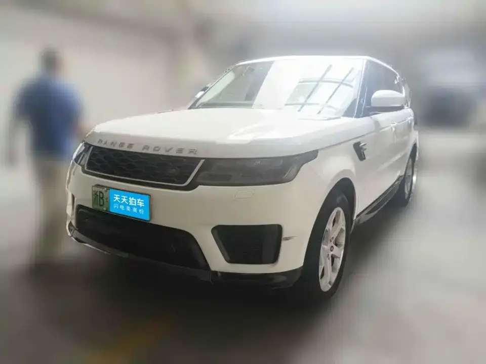 Land Rover Range Rover Sport PHEV Model P400e 2019