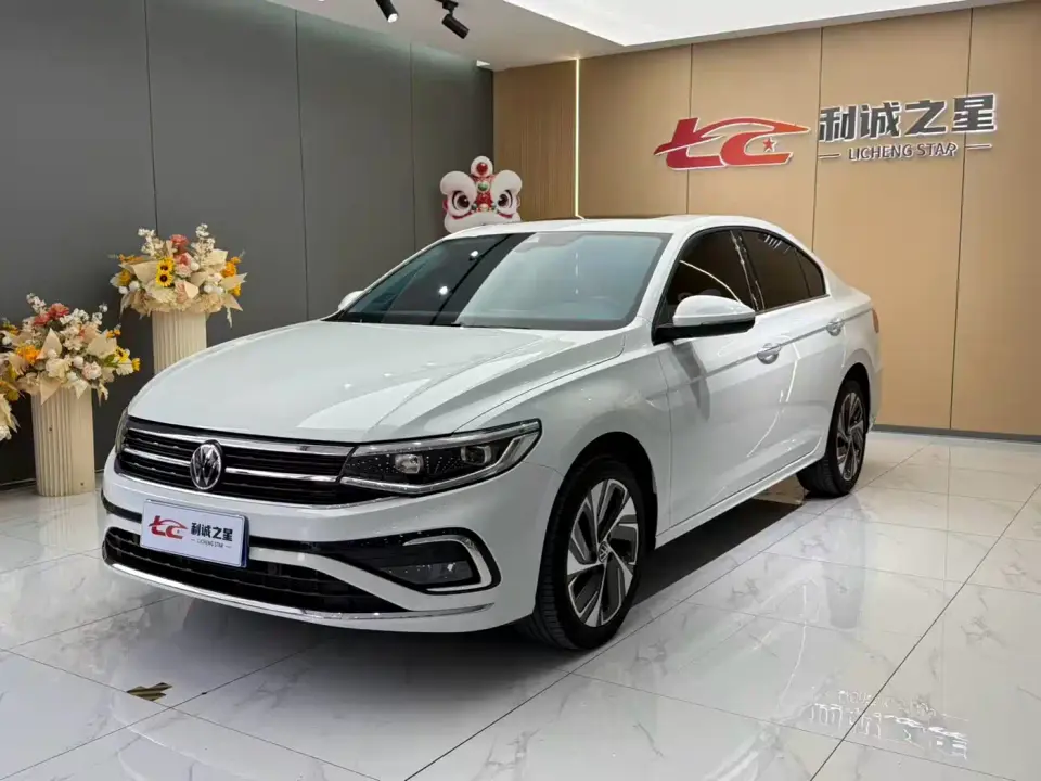 Volkswagen Bora 300TSI DSG Premium Ride Edition 2025